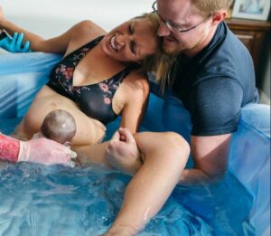 Home birth, pros and cons, doula services, Midland TX, local midwives, birthing experience, informed choices